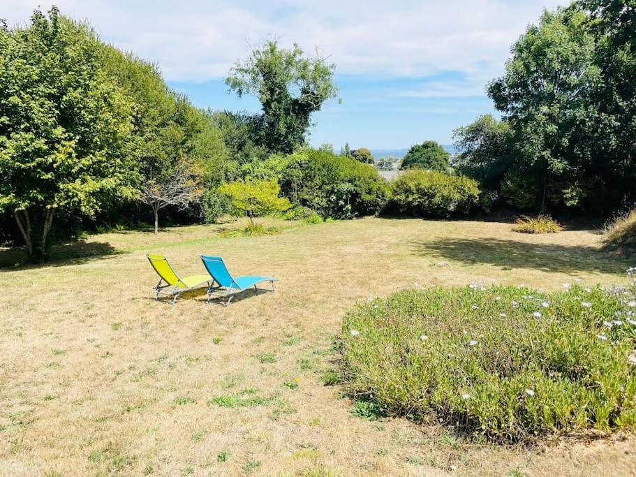 Maison Spacieuse A Deux Pas De La Plage Roscanvel Bagian luar foto